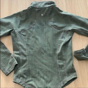 LuluLemon zip up sweatshirt size 2